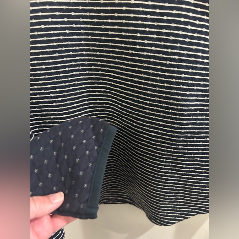 Maurice’s Snap Front Sweater Women’s Medium Navy Stripes - Picture 8 of 11